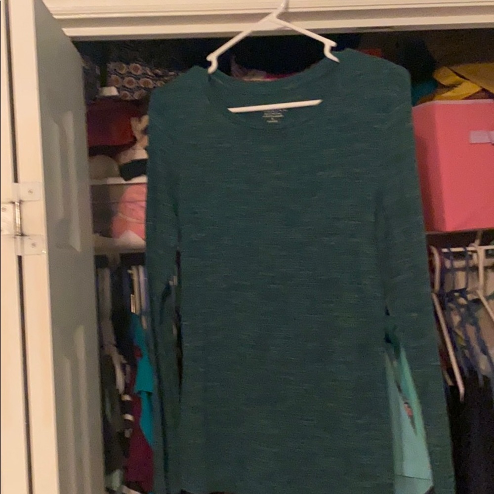 Long sleeve tee